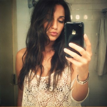Mirror selfie, 2012